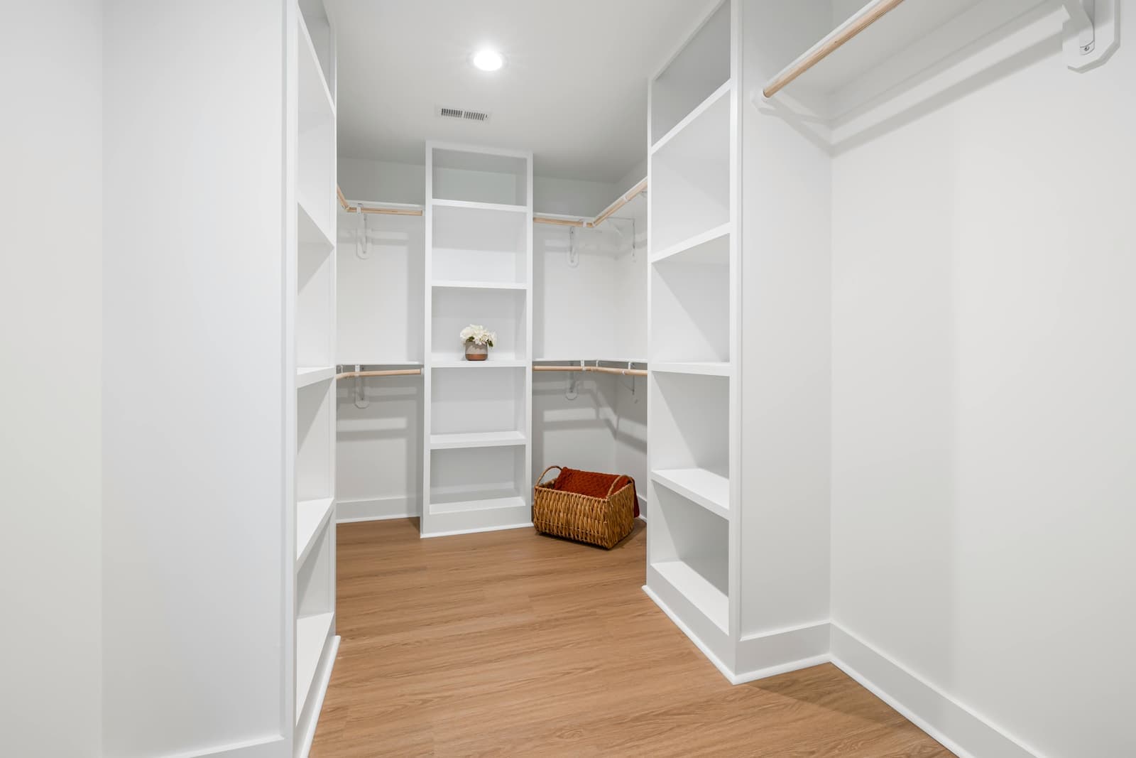 Built-Ins custom-built installation example 6 by a licensed and insured master carpenter